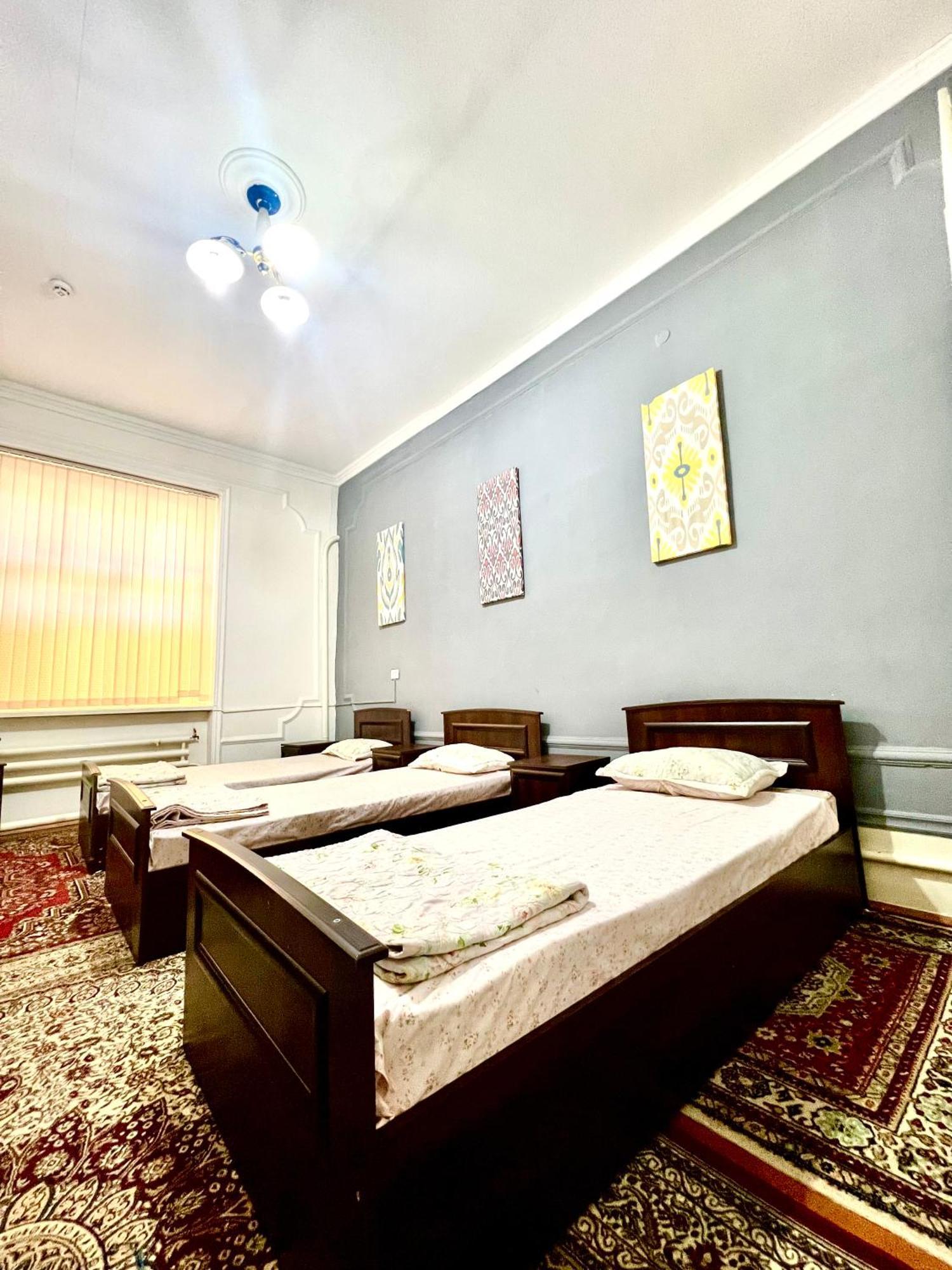Hello Hostel Samarkand Bagian luar foto