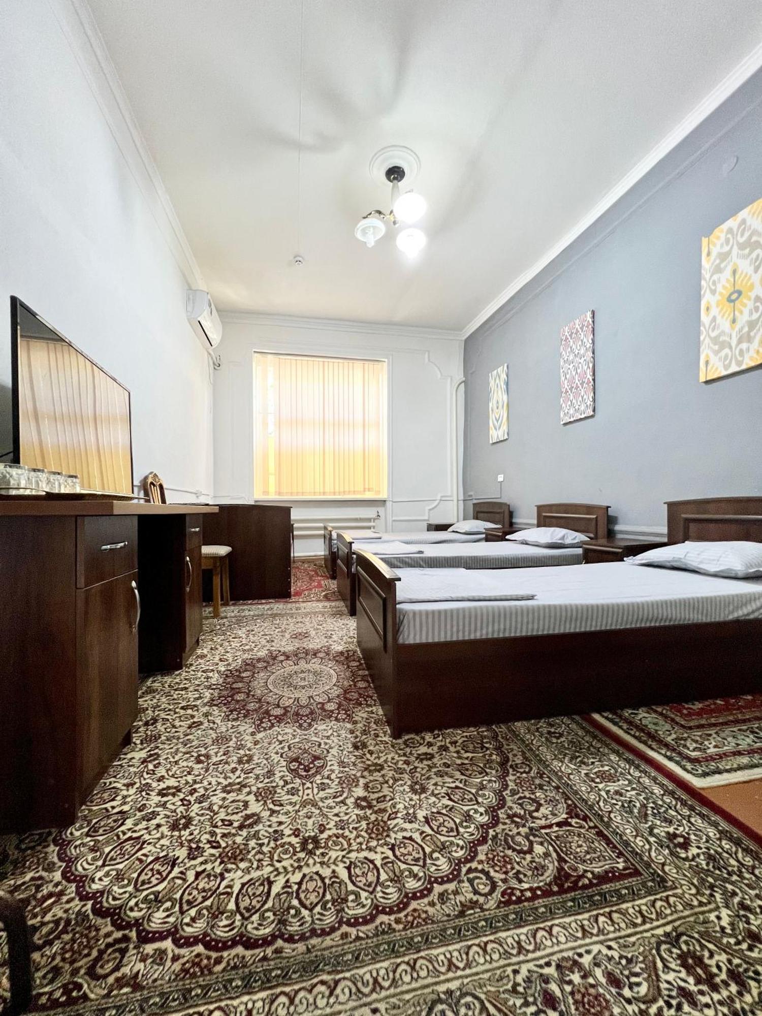 Hello Hostel Samarkand Bagian luar foto